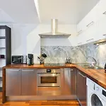 Avari Apartments - Hatton Collection